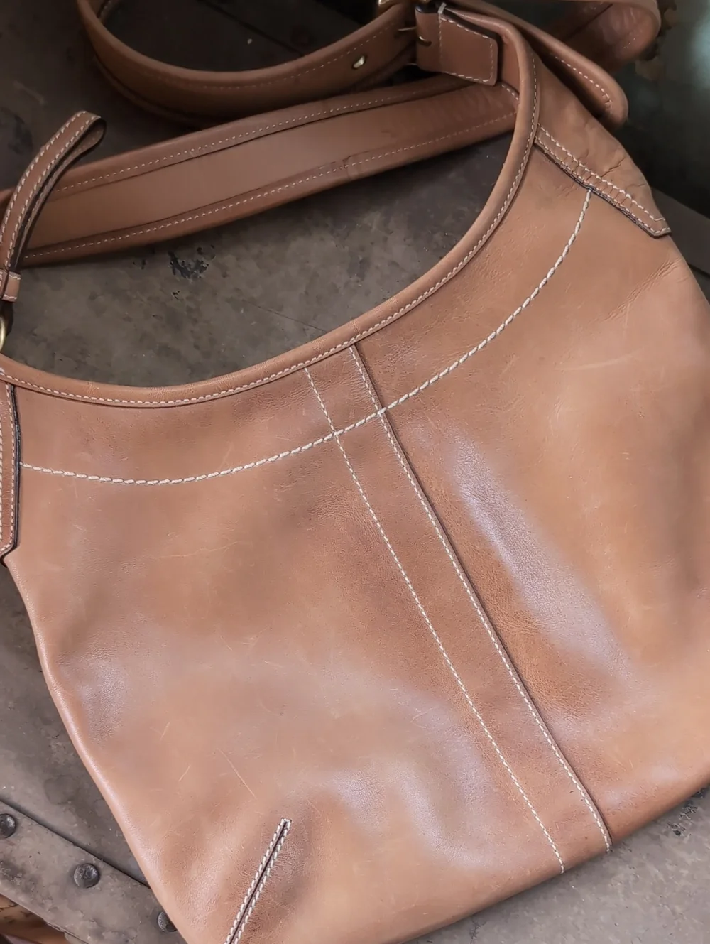 Coach Caramel Leather Shoulder Bag - Picture 12 of 13